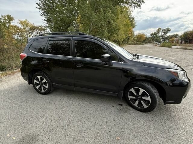 Черный Субару Форестер, объемом двигателя 2.5 л и пробегом 109 тыс. км за 17500 $, фото 1 на Automoto.ua