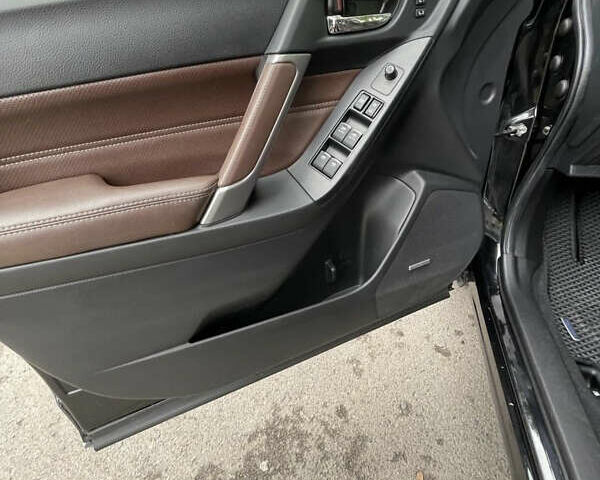 Чорний Субару Forester, об'ємом двигуна 2.5 л та пробігом 65 тис. км за 18500 $, фото 16 на Automoto.ua