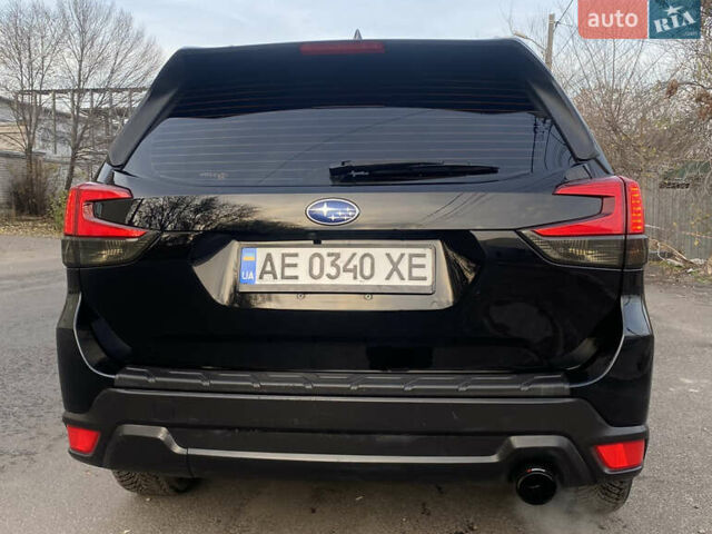 Черный Субару Форестер, объемом двигателя 2.5 л и пробегом 110 тыс. км за 18900 $, фото 5 на Automoto.ua