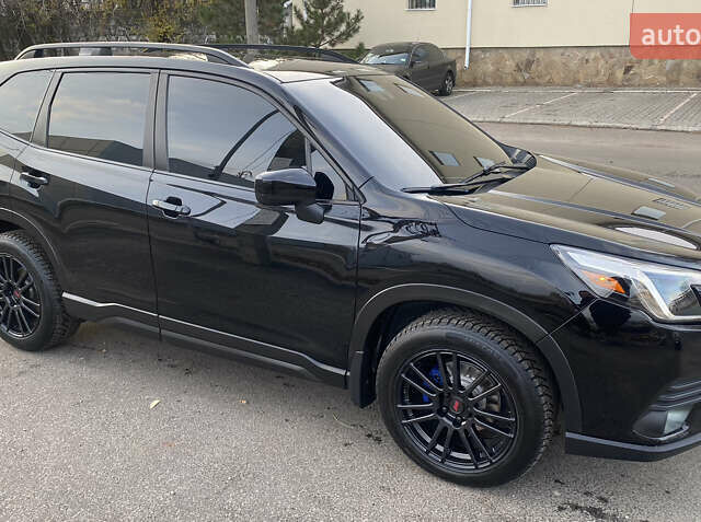 Черный Субару Форестер, объемом двигателя 2.5 л и пробегом 110 тыс. км за 18900 $, фото 11 на Automoto.ua