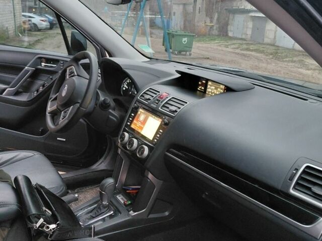 Черный Субару Форестер, объемом двигателя 2.5 л и пробегом 130 тыс. км за 16500 $, фото 6 на Automoto.ua