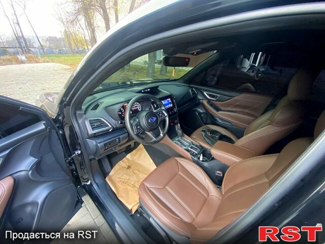 Черный Субару Форестер, объемом двигателя 2.5 л и пробегом 108 тыс. км за 17800 $, фото 3 на Automoto.ua