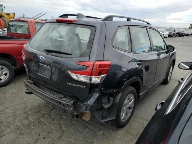 Чорний Субару Forester, об'ємом двигуна 0.25 л та пробігом 78 тис. км за 6000 $, фото 2 на Automoto.ua