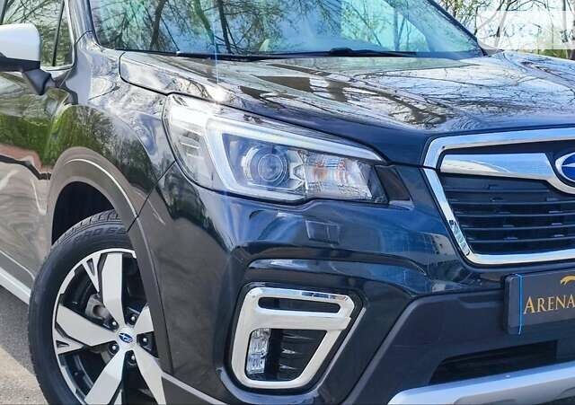 Чорний Субару Forester, об'ємом двигуна 0 л та пробігом 64 тис. км за 23500 $, фото 3 на Automoto.ua