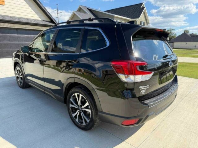 Черный Субару Форестер, объемом двигателя 2.5 л и пробегом 29 тыс. км за 15800 $, фото 4 на Automoto.ua