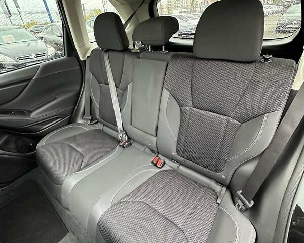 Черный Субару Форестер, объемом двигателя 2.5 л и пробегом 47 тыс. км за 18999 $, фото 19 на Automoto.ua