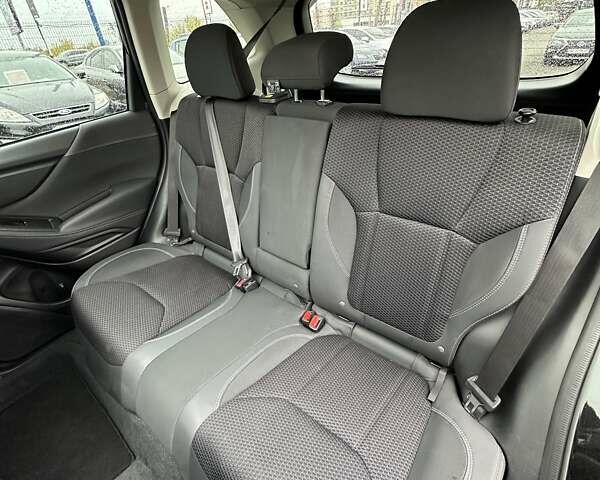 Чорний Субару Forester, об'ємом двигуна 2.5 л та пробігом 47 тис. км за 18999 $, фото 21 на Automoto.ua
