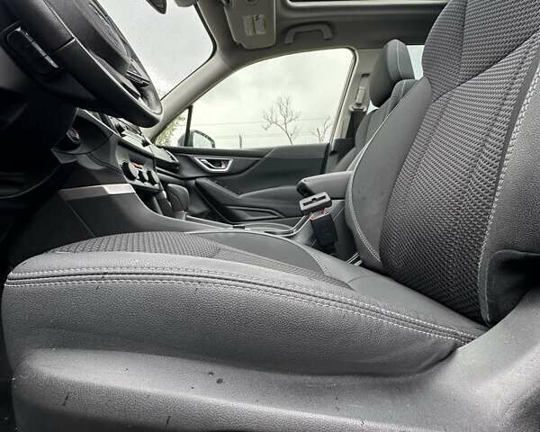 Черный Субару Форестер, объемом двигателя 2.5 л и пробегом 47 тыс. км за 18999 $, фото 25 на Automoto.ua