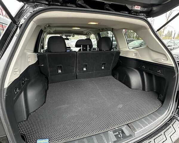 Черный Субару Форестер, объемом двигателя 2.5 л и пробегом 47 тыс. км за 18999 $, фото 16 на Automoto.ua