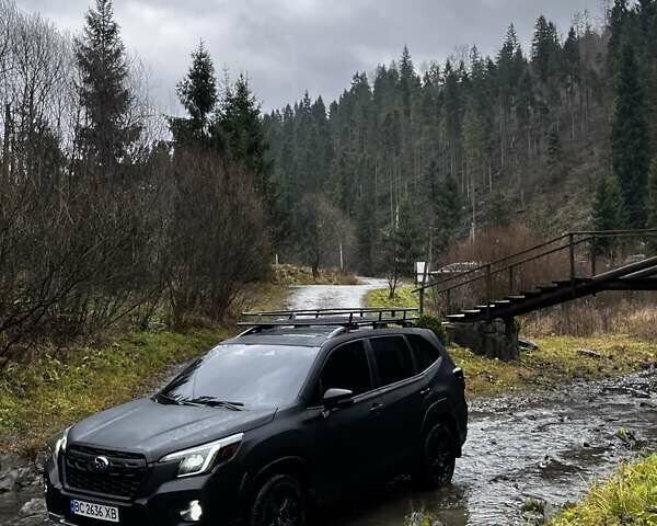 Черный Субару Форестер, объемом двигателя 2.5 л и пробегом 85 тыс. км за 18500 $, фото 2 на Automoto.ua