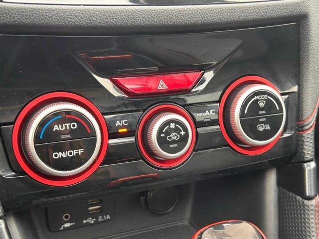 Черный Субару Форестер, объемом двигателя 2.5 л и пробегом 27 тыс. км за 17000 $, фото 19 на Automoto.ua