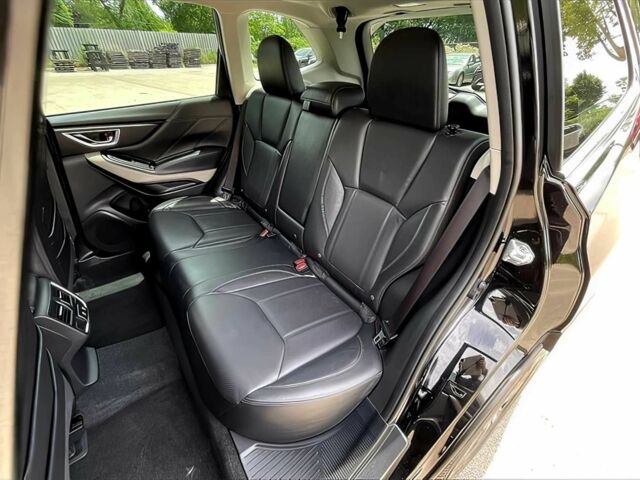 Чорний Субару Forester, об'ємом двигуна 2.5 л та пробігом 22 тис. км за 15800 $, фото 9 на Automoto.ua