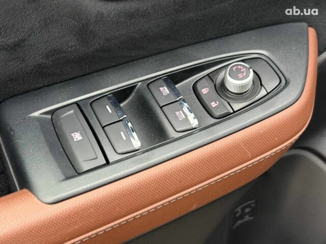 Чорний Субару Forester, об'ємом двигуна 2.5 л та пробігом 22 тис. км за 30790 $, фото 9 на Automoto.ua