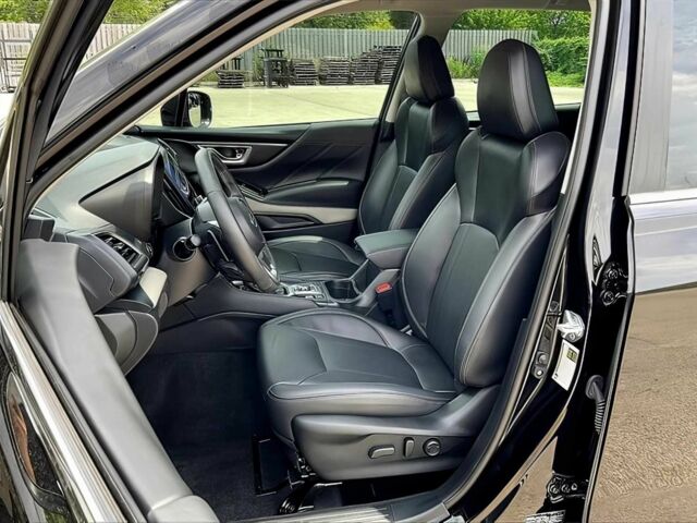 Чорний Субару Forester, об'ємом двигуна 2.5 л та пробігом 22 тис. км за 15800 $, фото 5 на Automoto.ua