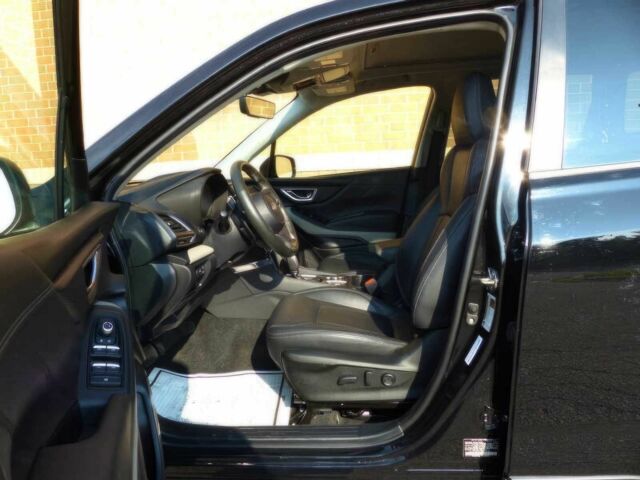 Черный Субару Форестер, объемом двигателя 2.5 л и пробегом 14 тыс. км за 10100 $, фото 8 на Automoto.ua