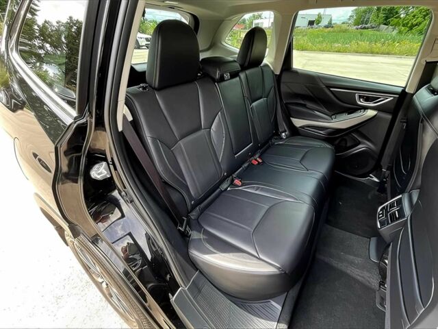 Чорний Субару Forester, об'ємом двигуна 2.5 л та пробігом 22 тис. км за 15800 $, фото 10 на Automoto.ua