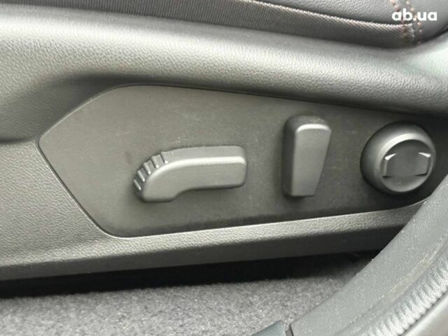 Чорний Субару Forester, об'ємом двигуна 2.5 л та пробігом 22 тис. км за 30790 $, фото 8 на Automoto.ua