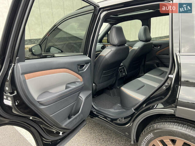 Черный Субару Форестер, объемом двигателя 2.5 л и пробегом 7 тыс. км за 30600 $, фото 39 на Automoto.ua