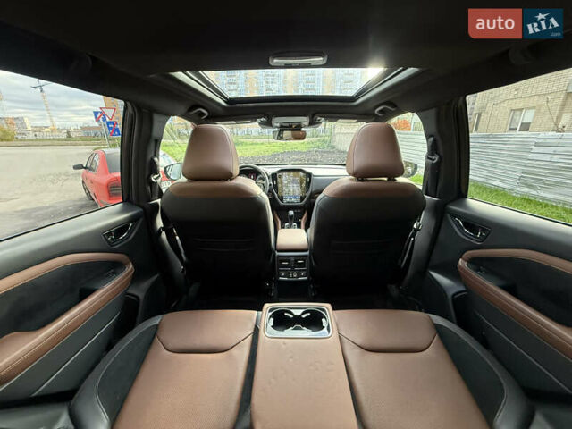 Черный Субару Форестер, объемом двигателя 2.5 л и пробегом 21 тыс. км за 32490 $, фото 14 на Automoto.ua