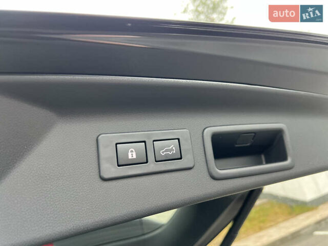 Черный Субару Форестер, объемом двигателя 2.5 л и пробегом 7 тыс. км за 30600 $, фото 79 на Automoto.ua