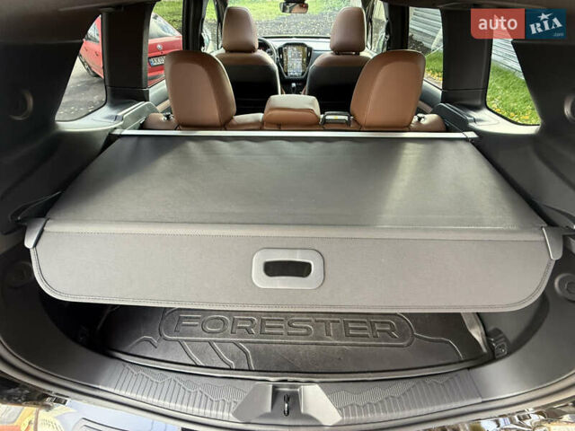 Черный Субару Форестер, объемом двигателя 2.5 л и пробегом 21 тыс. км за 32490 $, фото 23 на Automoto.ua