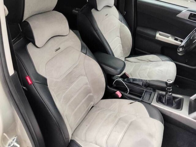 Коричневый Субару Форестер, объемом двигателя 2 л и пробегом 242 тыс. км за 5500 $, фото 8 на Automoto.ua