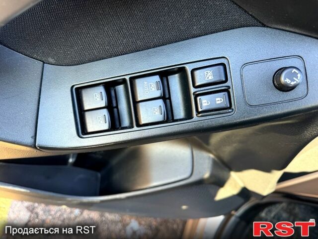 Коричневый Субару Форестер, объемом двигателя 2.5 л и пробегом 160 тыс. км за 11800 $, фото 5 на Automoto.ua