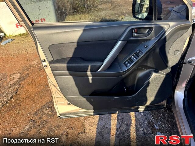 Коричневый Субару Форестер, объемом двигателя 2.5 л и пробегом 160 тыс. км за 11800 $, фото 6 на Automoto.ua