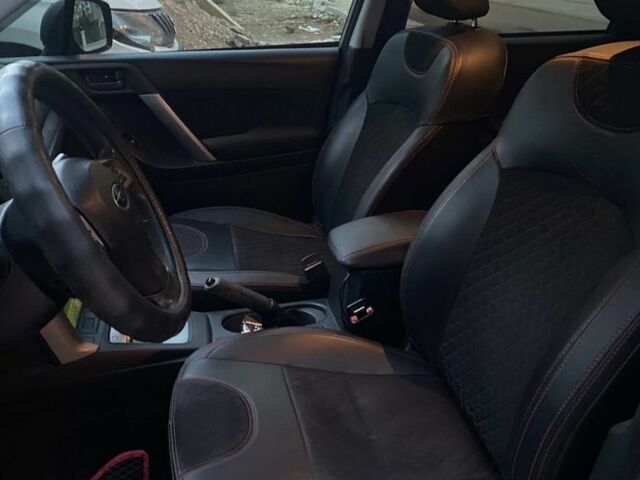 Коричневий Субару Forester, об'ємом двигуна 2.5 л та пробігом 195 тис. км за 12500 $, фото 2 на Automoto.ua