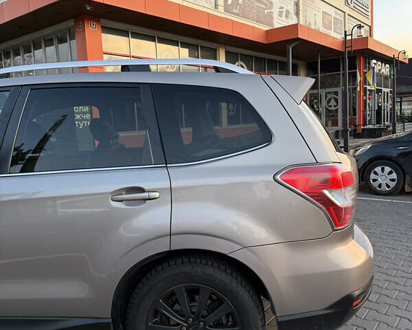 Коричневый Субару Форестер, объемом двигателя 2 л и пробегом 310 тыс. км за 12500 $, фото 10 на Automoto.ua