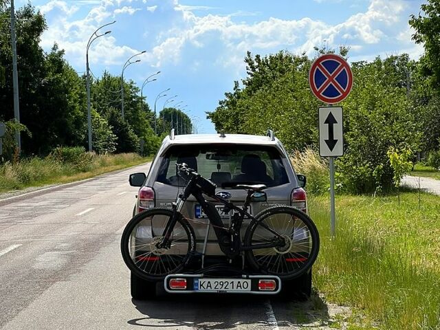 Коричневый Субару Форестер, объемом двигателя 2.5 л и пробегом 250 тыс. км за 11000 $, фото 5 на Automoto.ua