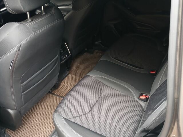 Коричневый Субару Форестер, объемом двигателя 2.5 л и пробегом 200 тыс. км за 18000 $, фото 6 на Automoto.ua