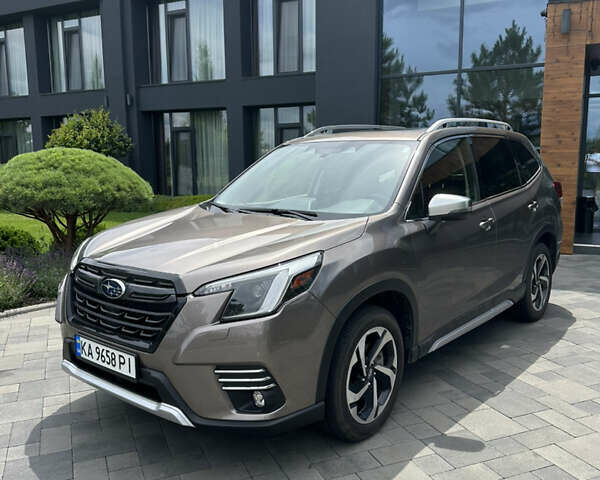 Коричневый Субару Форестер, объемом двигателя 2.5 л и пробегом 32 тыс. км за 27900 $, фото 2 на Automoto.ua