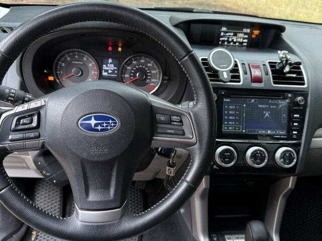 Красный Субару Форестер, объемом двигателя 2.5 л и пробегом 140 тыс. км за 14000 $, фото 7 на Automoto.ua