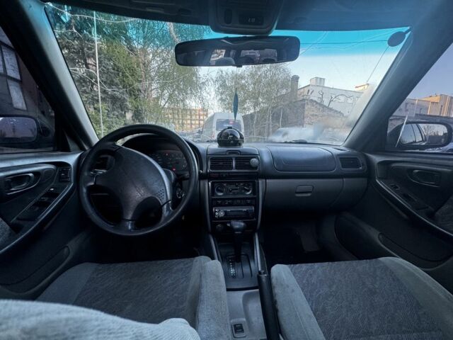 Червоний Субару Forester, об'ємом двигуна 2 л та пробігом 185 тис. км за 2250 $, фото 11 на Automoto.ua
