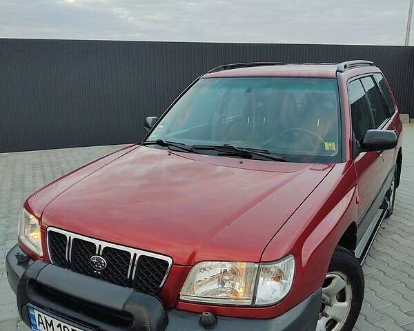 Червоний Субару Forester, об'ємом двигуна 2 л та пробігом 230 тис. км за 4800 $, фото 1 на Automoto.ua