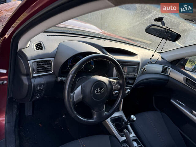 Красный Субару Форестер, объемом двигателя 2 л и пробегом 293 тыс. км за 2500 $, фото 8 на Automoto.ua