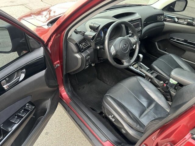 Красный Субару Форестер, объемом двигателя 2.5 л и пробегом 200 тыс. км за 9500 $, фото 11 на Automoto.ua