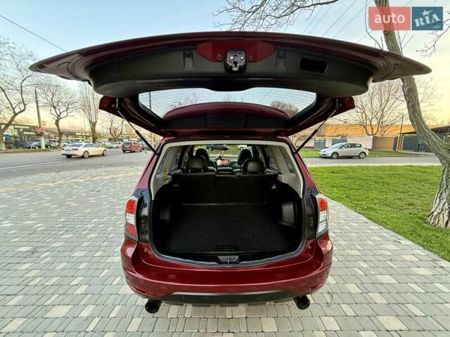 Червоний Субару Forester, об'ємом двигуна 2.46 л та пробігом 181 тис. км за 9999 $, фото 9 на Automoto.ua