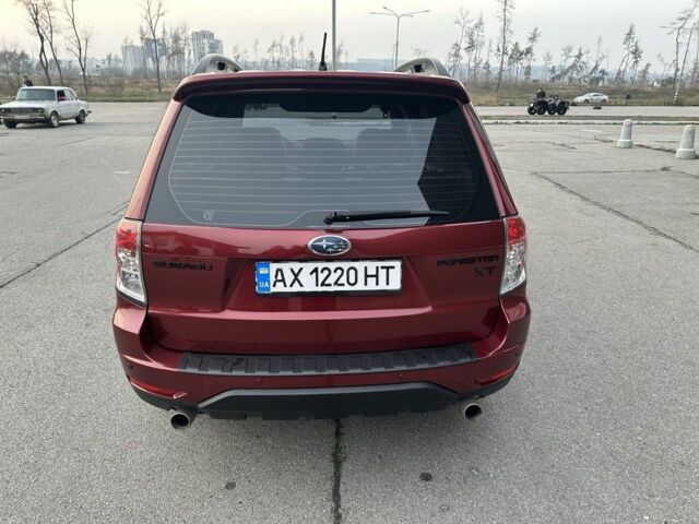 Красный Субару Форестер, объемом двигателя 2.5 л и пробегом 200 тыс. км за 9500 $, фото 4 на Automoto.ua