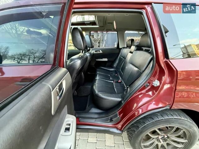 Червоний Субару Forester, об'ємом двигуна 2.46 л та пробігом 181 тис. км за 9999 $, фото 10 на Automoto.ua
