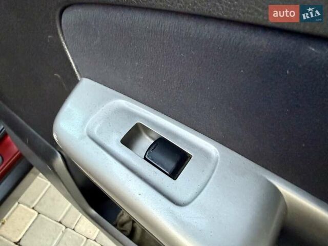 Червоний Субару Forester, об'ємом двигуна 2.46 л та пробігом 181 тис. км за 9999 $, фото 25 на Automoto.ua