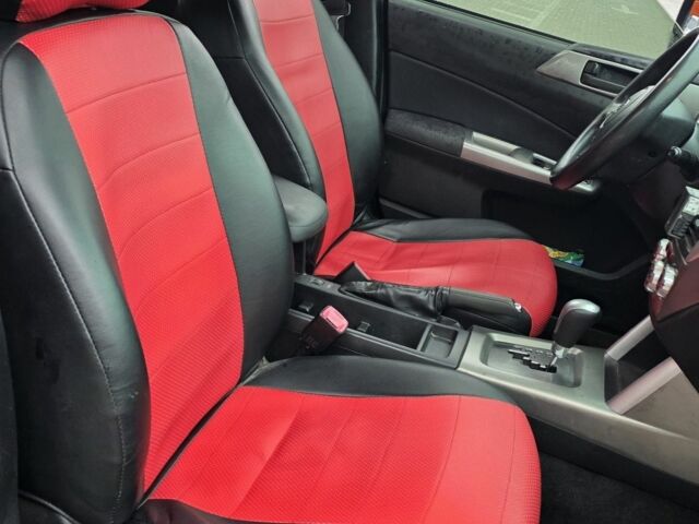 Красный Субару Форестер, объемом двигателя 2 л и пробегом 190 тыс. км за 7777 $, фото 21 на Automoto.ua