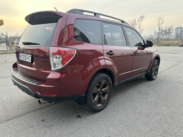Красный Субару Форестер, объемом двигателя 2.5 л и пробегом 200 тыс. км за 9500 $, фото 6 на Automoto.ua