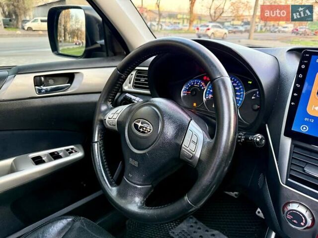 Червоний Субару Forester, об'ємом двигуна 2.46 л та пробігом 181 тис. км за 9999 $, фото 21 на Automoto.ua