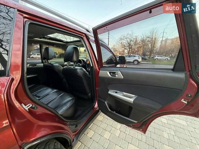 Червоний Субару Forester, об'ємом двигуна 2.46 л та пробігом 181 тис. км за 9999 $, фото 23 на Automoto.ua