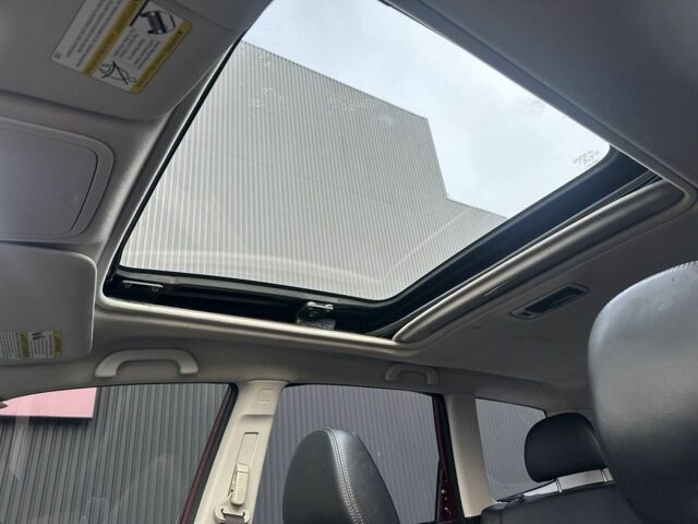 Красный Субару Форестер, объемом двигателя 2.5 л и пробегом 200 тыс. км за 9500 $, фото 13 на Automoto.ua