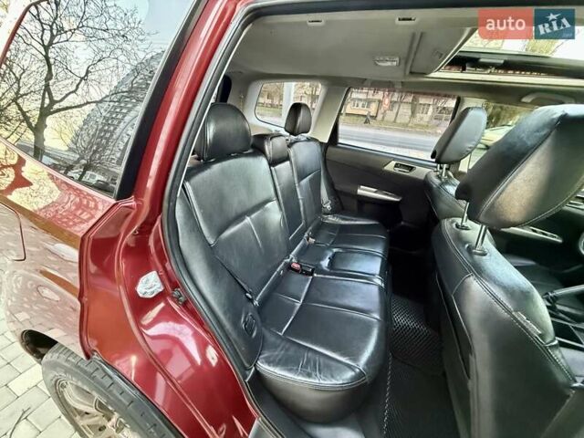 Червоний Субару Forester, об'ємом двигуна 2.46 л та пробігом 181 тис. км за 9999 $, фото 16 на Automoto.ua