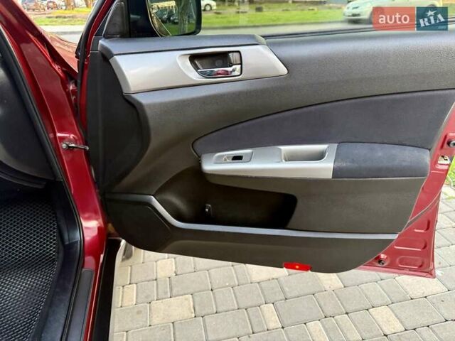 Червоний Субару Forester, об'ємом двигуна 2.46 л та пробігом 181 тис. км за 9999 $, фото 82 на Automoto.ua