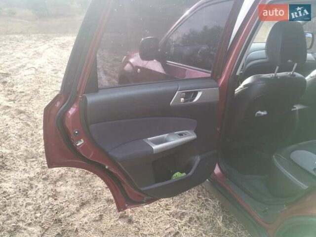 Червоний Субару Forester, об'ємом двигуна 2.46 л та пробігом 304 тис. км за 7900 $, фото 20 на Automoto.ua